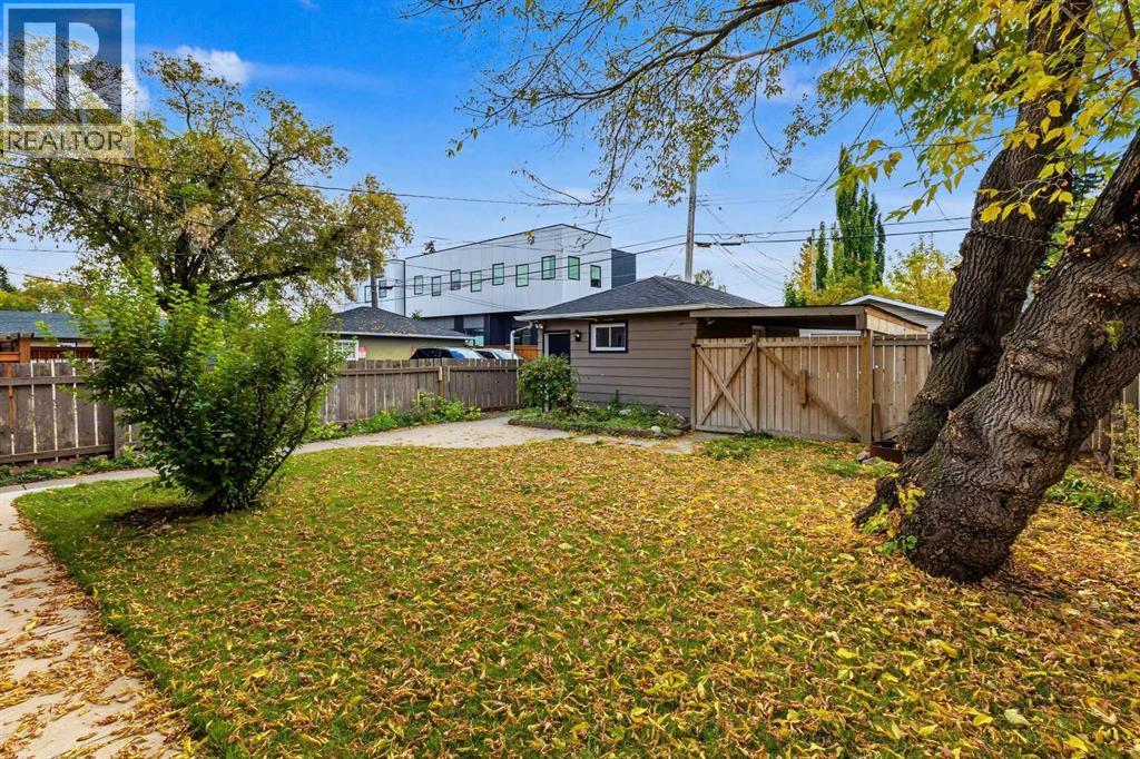 319 11 Avenue NE, Calgary — photo 23