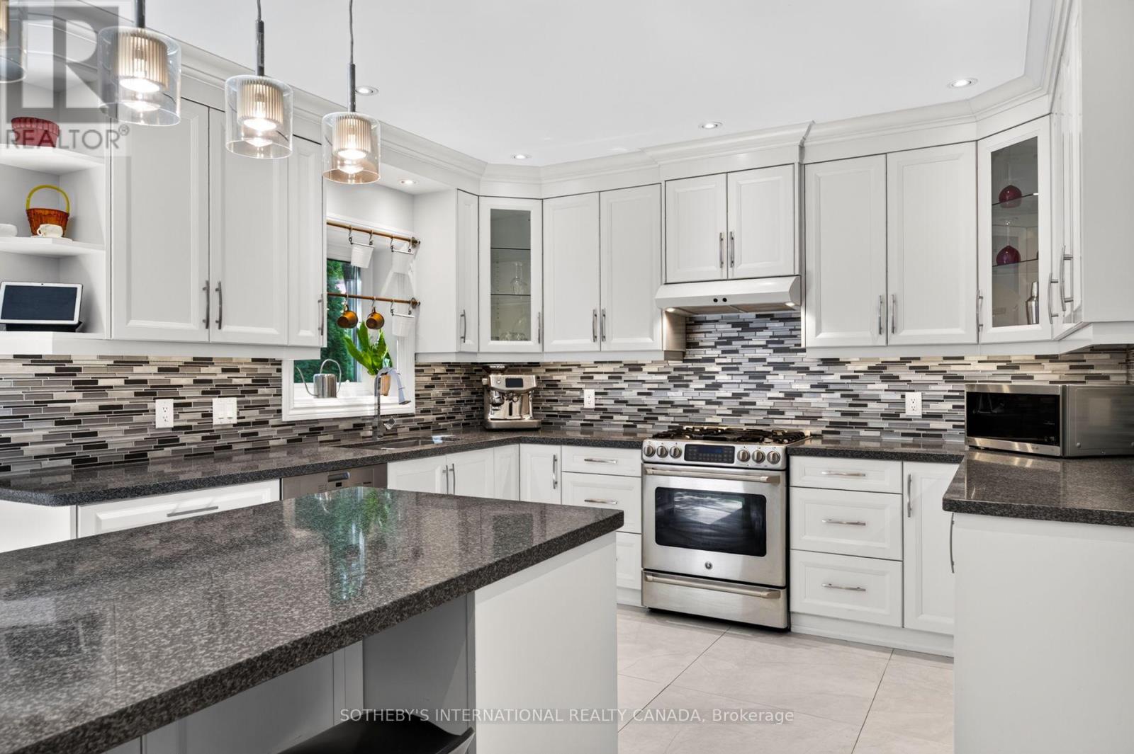 15 Klamath Court, Vaughan, ON photo 10
