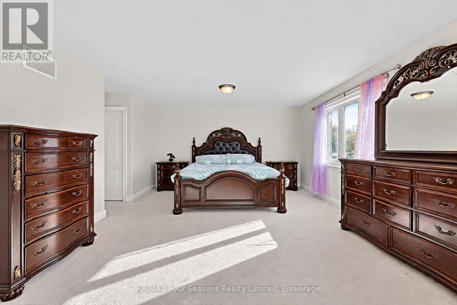 71 Lockerbie Crescent, Collingwood photo 25