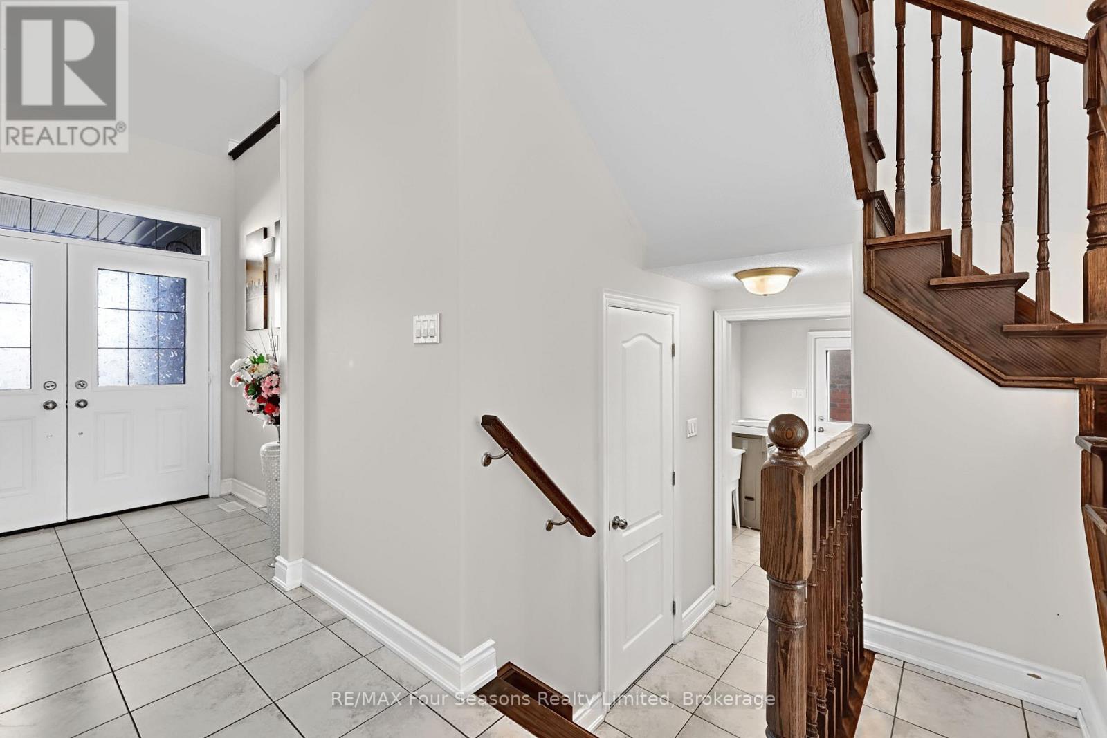 71 Lockerbie Crescent, Collingwood photo 21