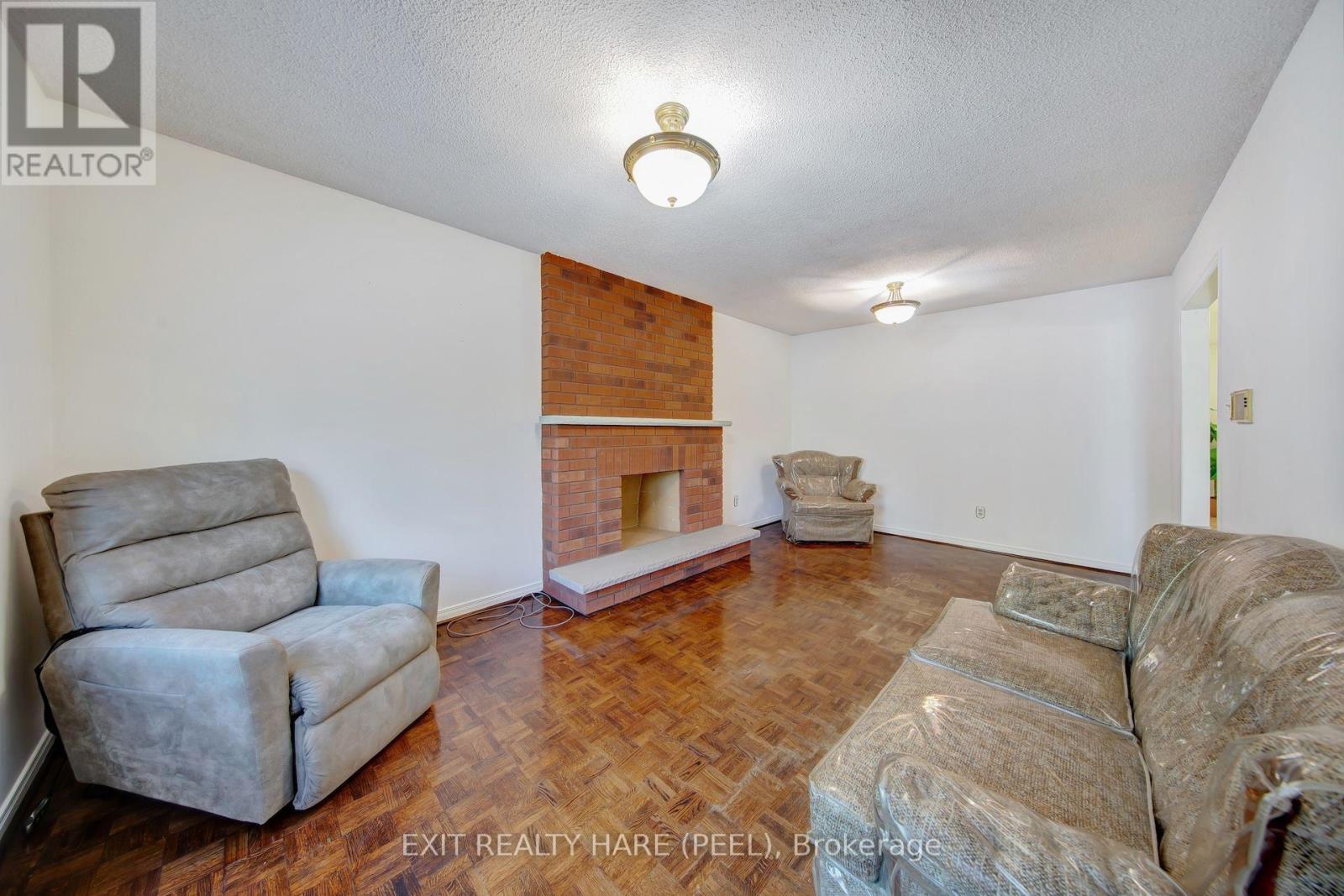 45 Mossbank Drive, Brampton, ON photo 25