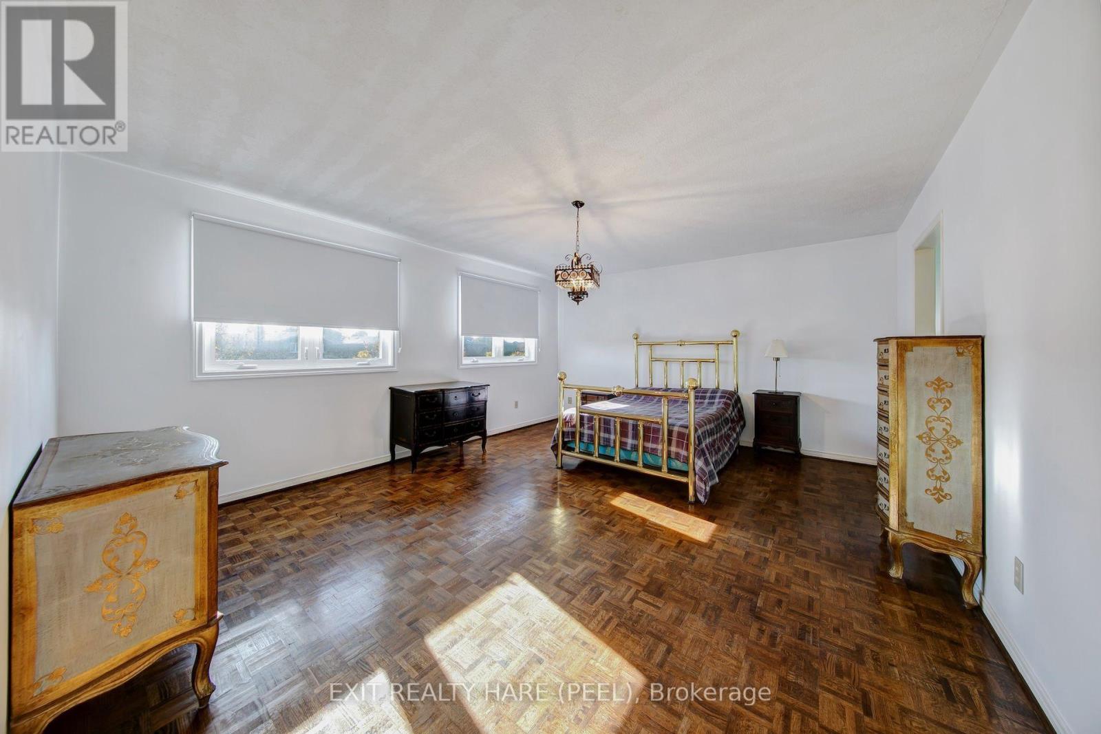 45 Mossbank Drive, Brampton, ON photo 27