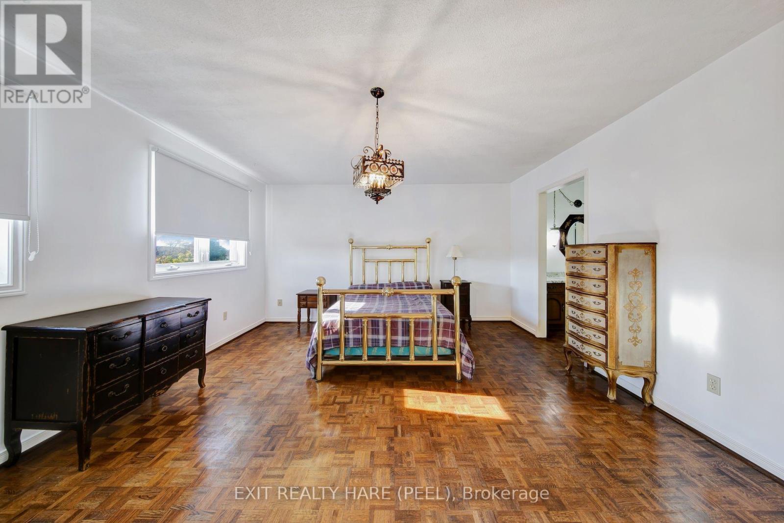 45 Mossbank Drive, Brampton, ON photo 30