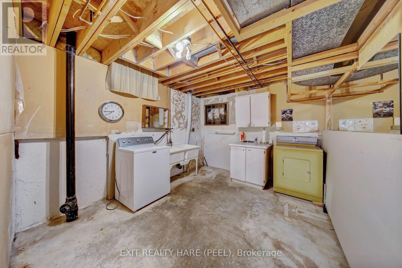 45 Mossbank Drive, Brampton, ON photo 44