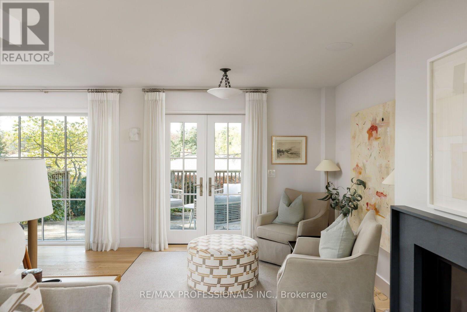 8 Glenn Murray Drive, Toronto, ON photo 10