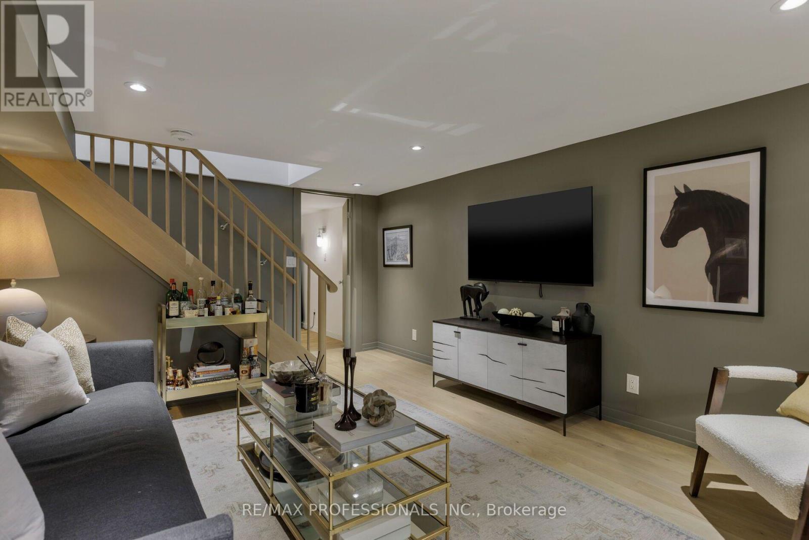 8 Glenn Murray Drive, Toronto, ON photo 40