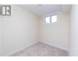 25 - 715 Lawrence Avenue W, Toronto, ON M6A0C6 Photo 9