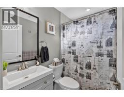 841 Tenth Avenue, Hamilton, ON L8T3L7 Photo 13