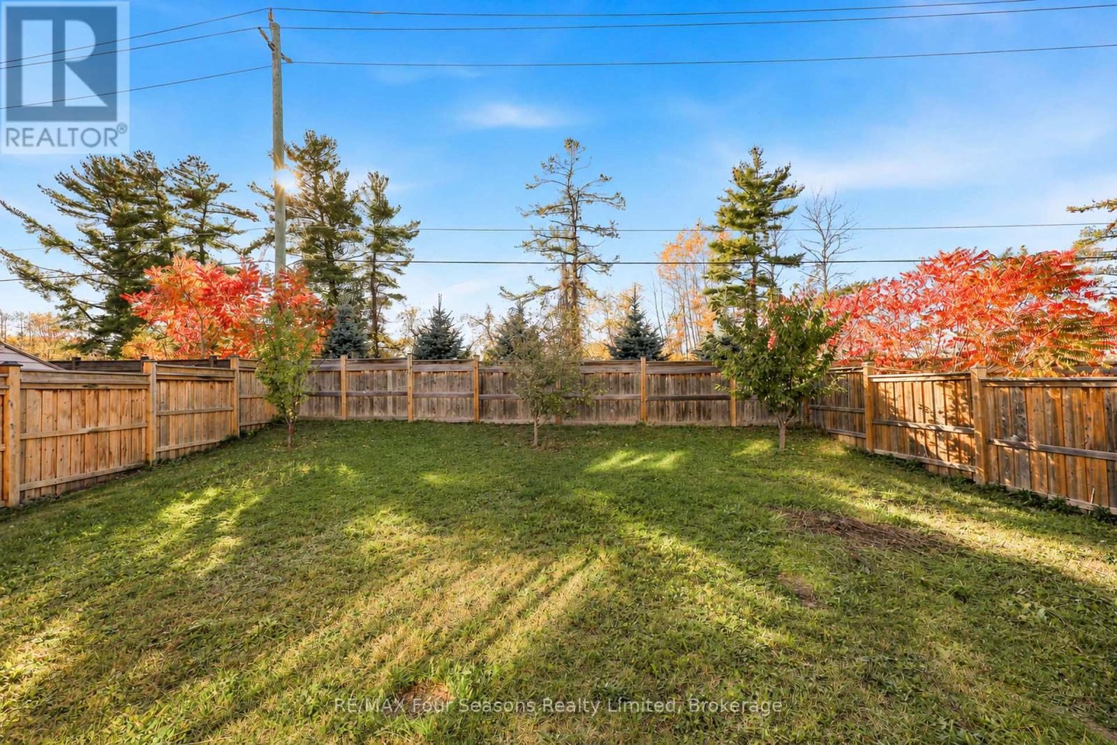 71 Lockerbie Crescent, Collingwood photo 39