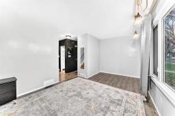 229 Dowling Avenue W, Winnipeg, MB R2C2K4 Photo 9