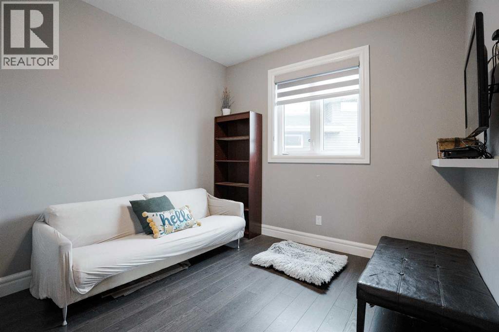 424 Dixon Road, photo 19 of 50