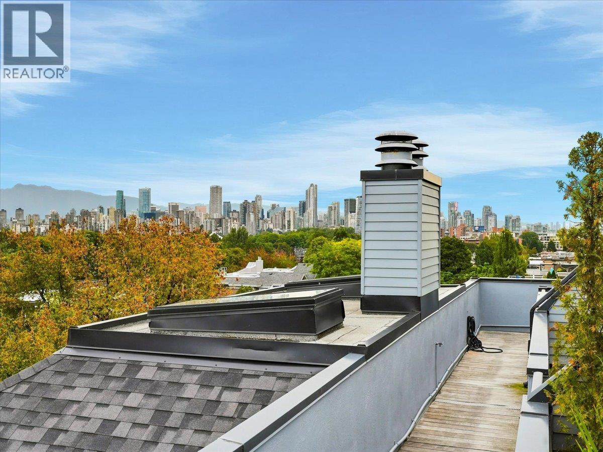 16 1620 Balsam Street, Vancouver — photo 10