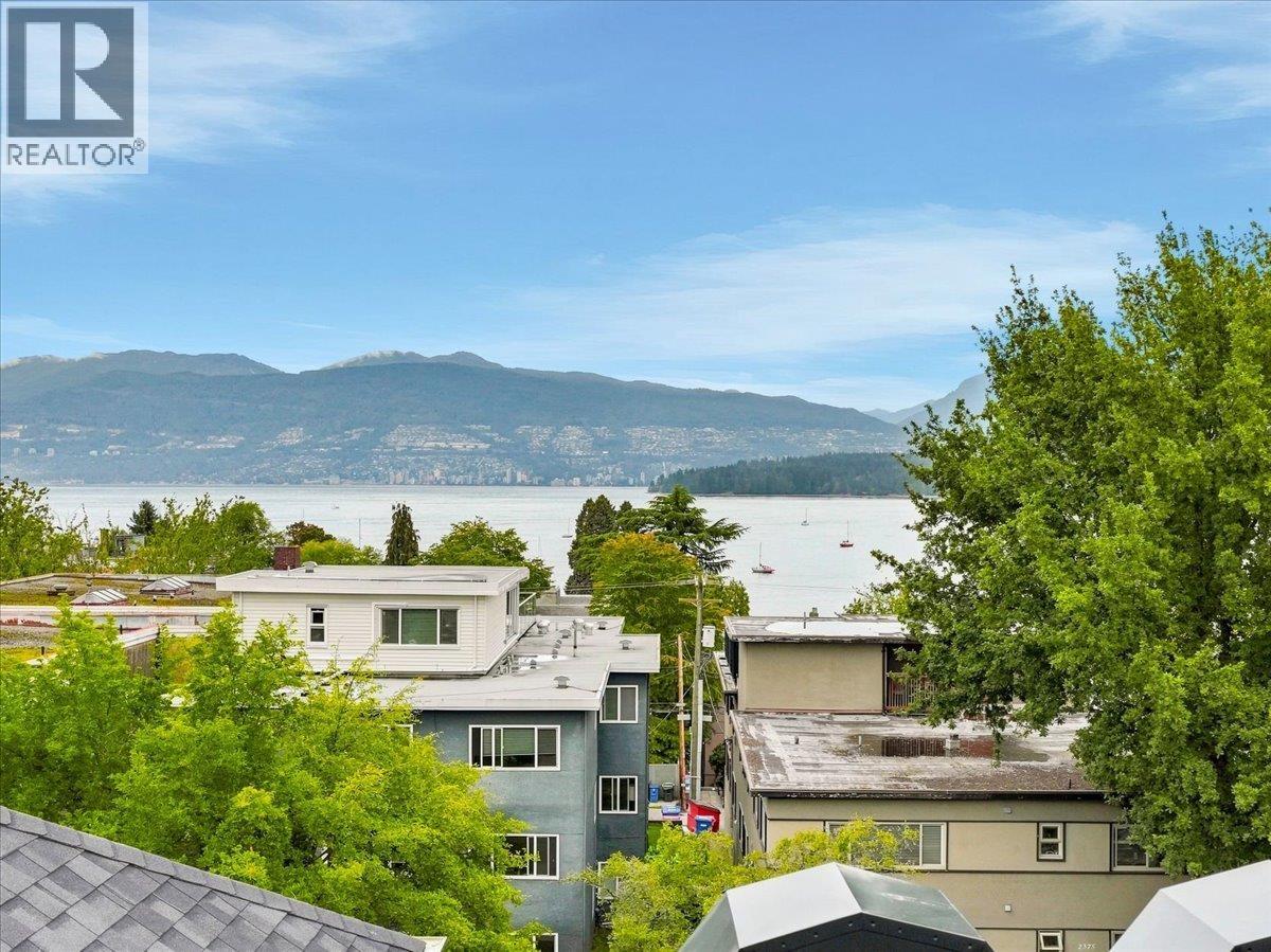 16 1620 Balsam Street, Vancouver — photo 9