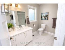 54 Clover Lane, South Stormont, ON K0C1P0 Photo 12