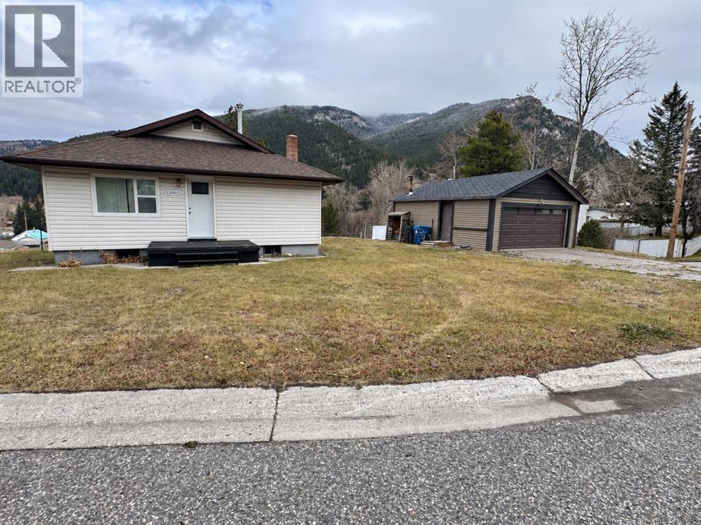 Photo of 13465 17 Avenue, Blairmore