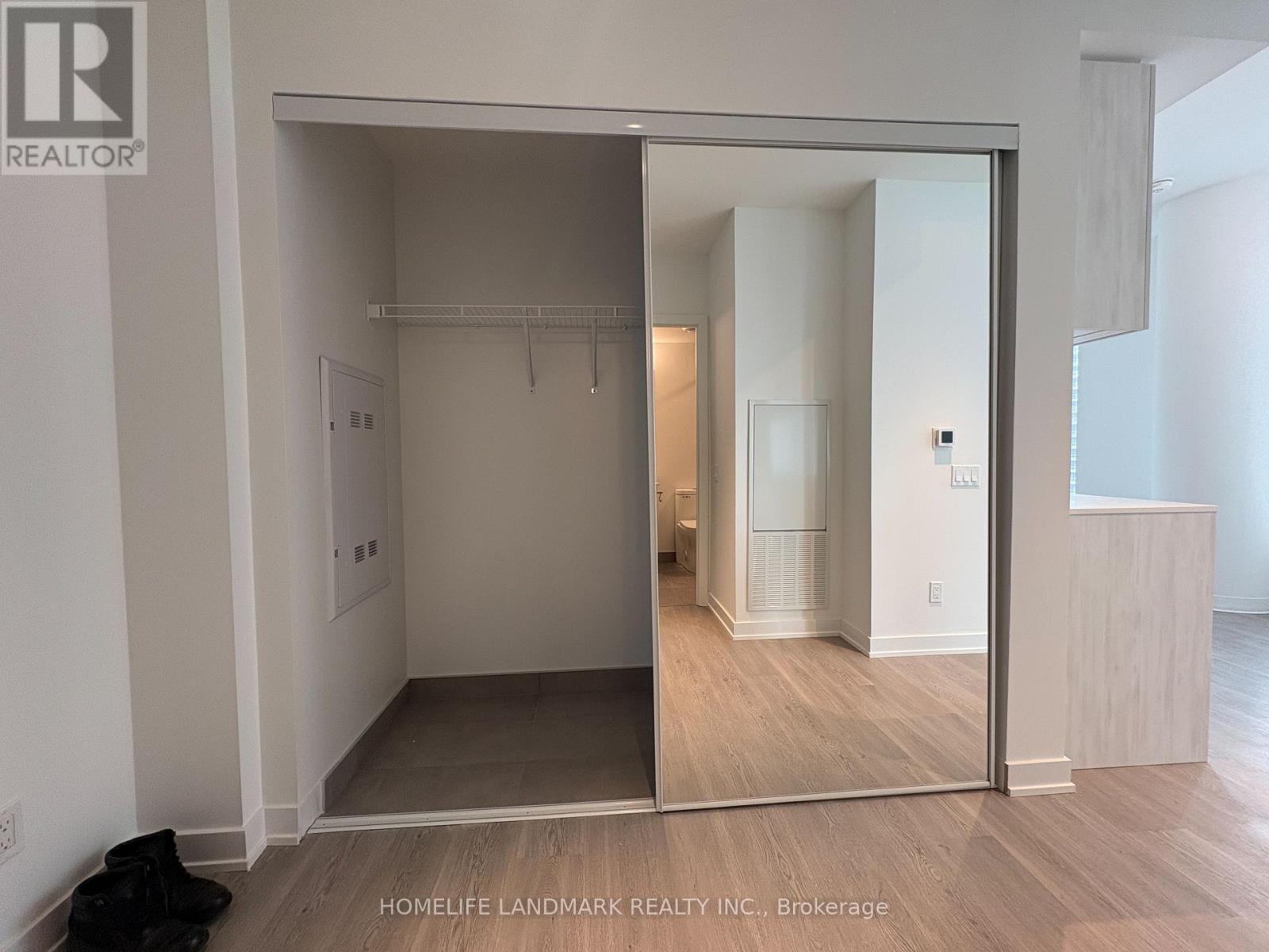 1616 - 8 WELLESLEY STREET W, Toronto (Bay Street Corridor) — photo 6