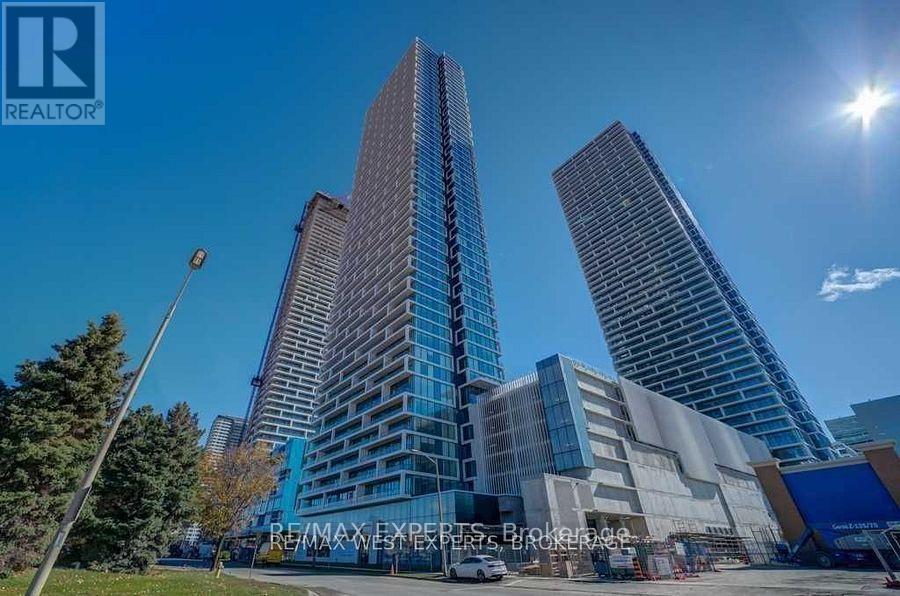 Photo of 898 Portage Parkway