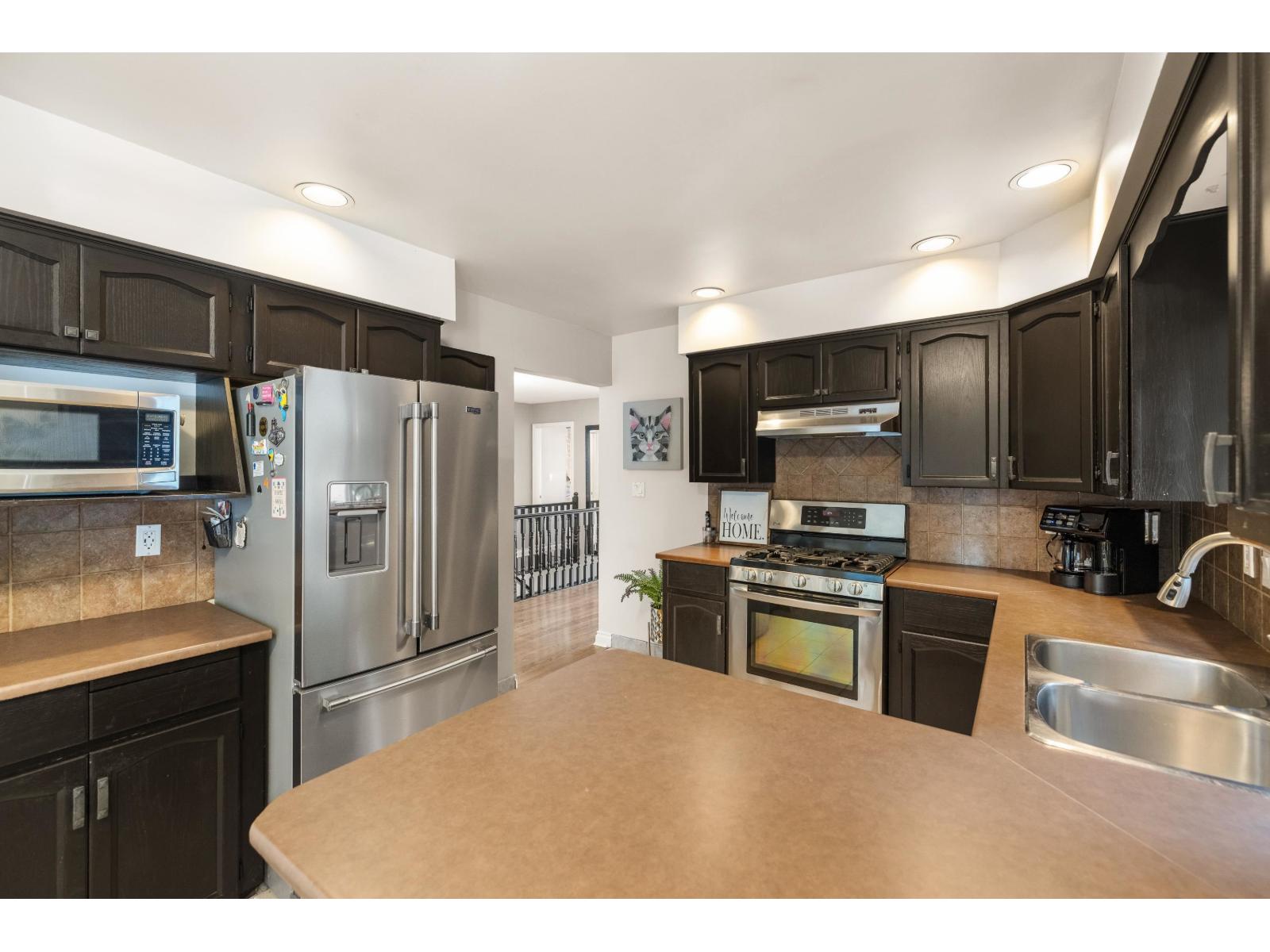 3 Bed, 2 Bath House for Sale in Abbotsford – 34601 SEMLIN PLACE, Abbotsford – MLS# R3178320 - Image 13