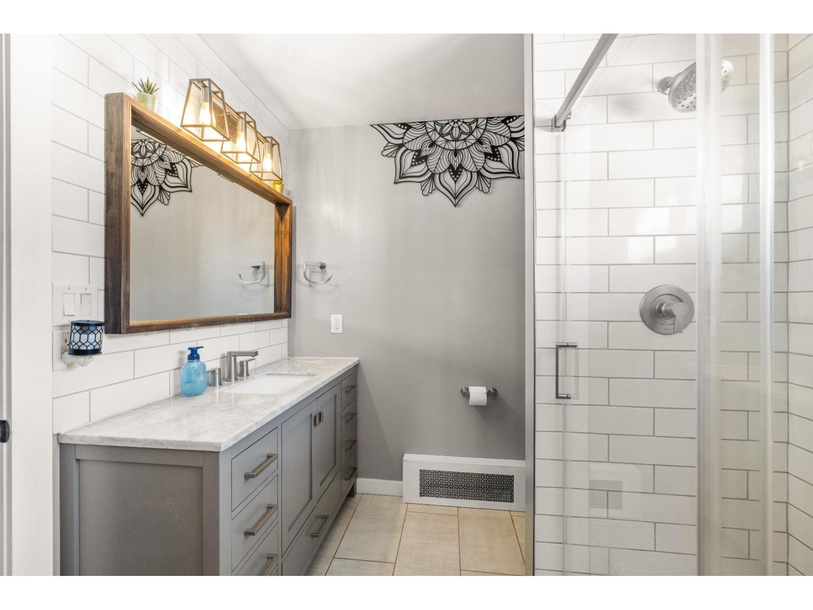 3 Bed, 2 Bath House for Sale in Abbotsford – 34601 SEMLIN PLACE, Abbotsford – MLS# R3178320 - Image 15