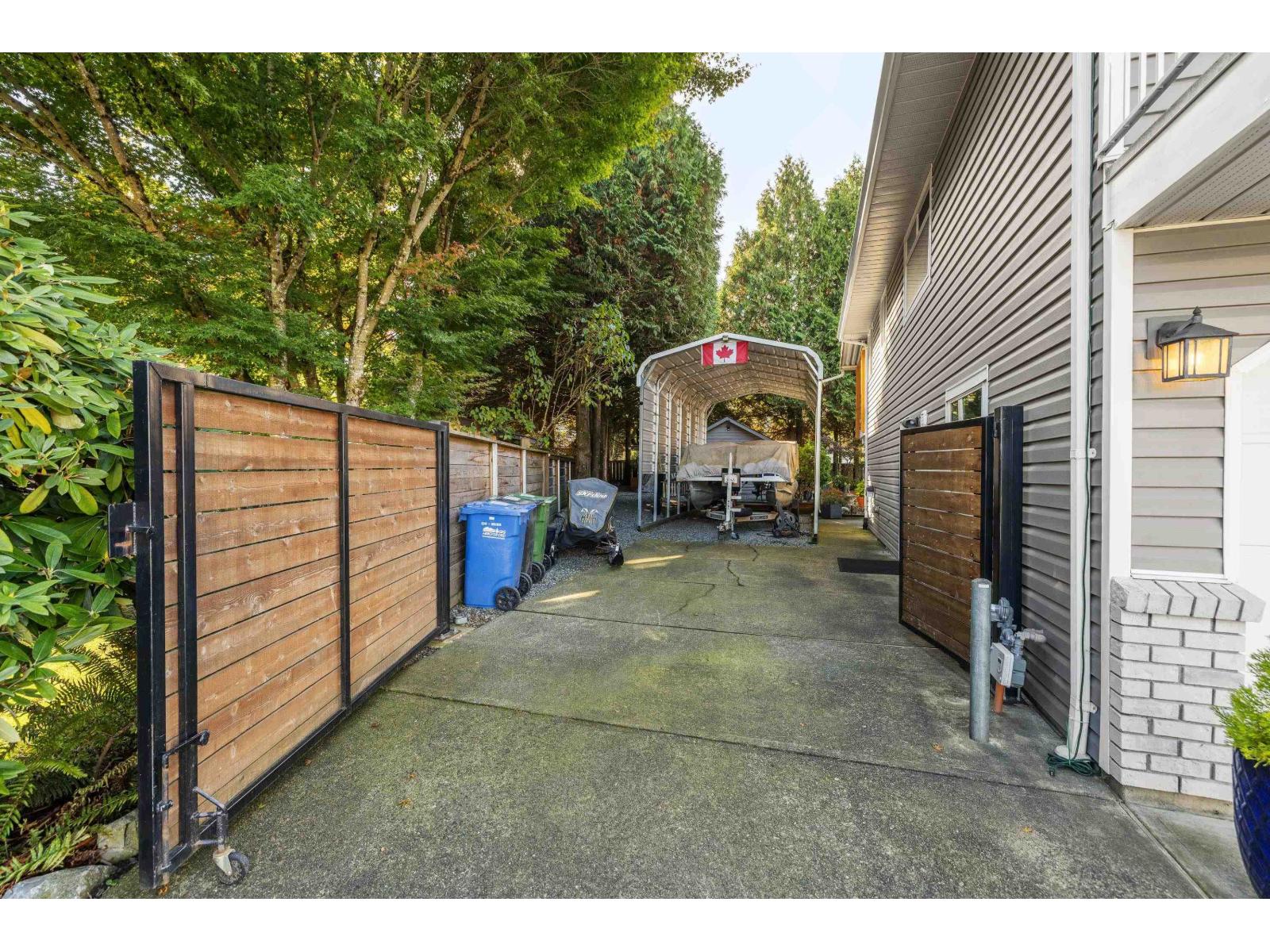 3 Bed, 2 Bath House for Sale in Abbotsford – 34601 SEMLIN PLACE, Abbotsford – MLS# R3178320 - Image 39