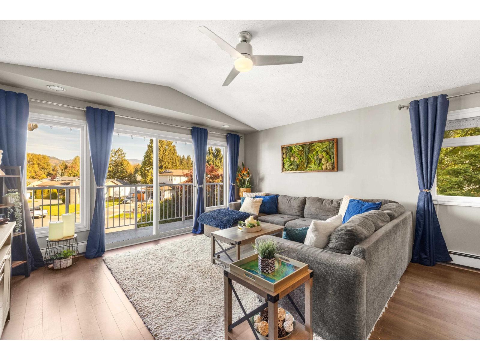 3 Bed, 2 Bath House for Sale in Abbotsford – 34601 SEMLIN PLACE, Abbotsford – MLS# R3178320 - Image 8