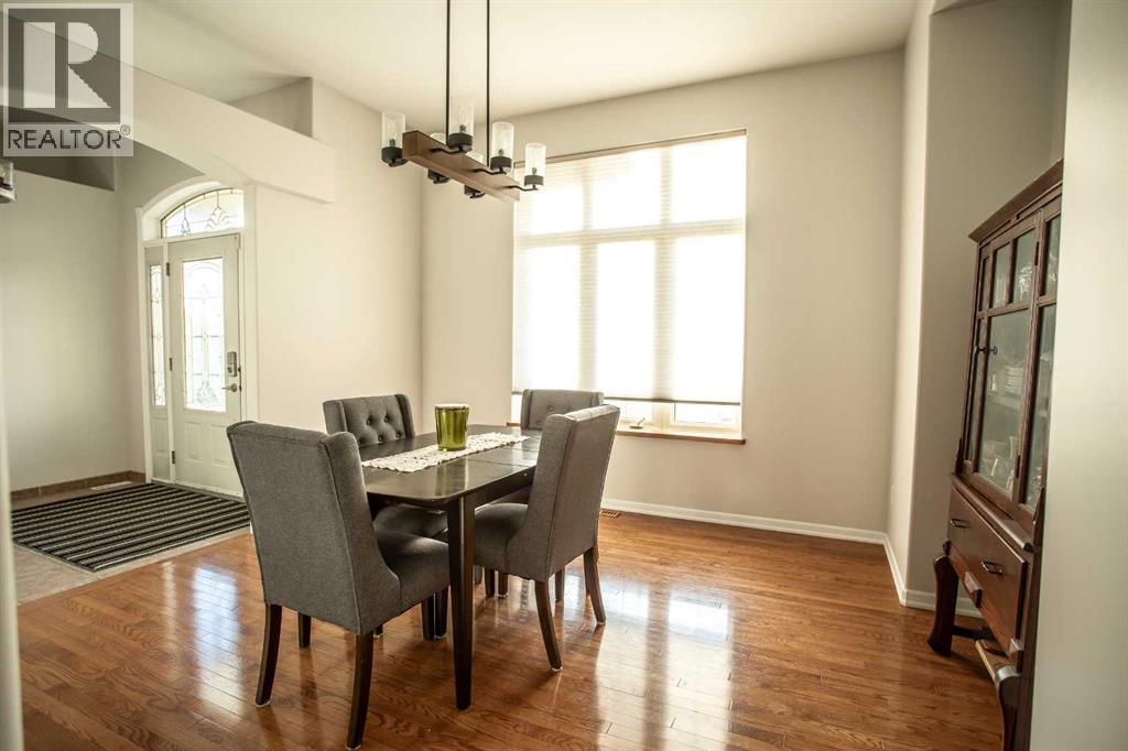 9 Chinook Crescent, High Level — photo 15