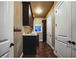 2258 Madrona Place, Surrey, BC V4A7Z4 Photo 17