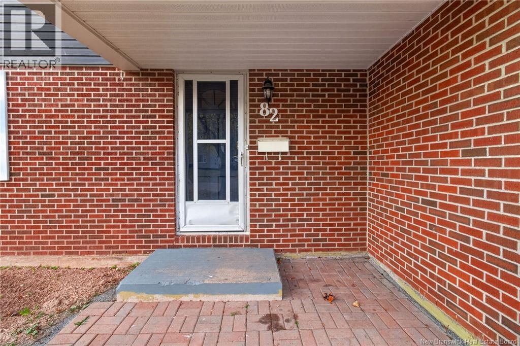 82 Point Park Drive photo 4