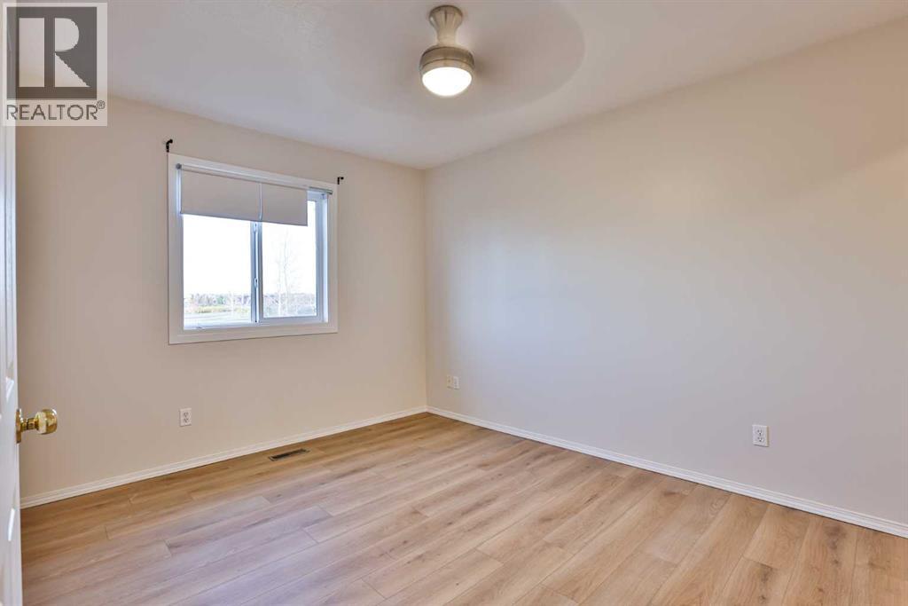 202 Cougar Way N, Lethbridge — photo 11