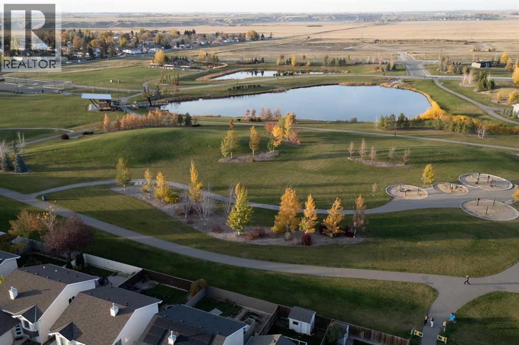 202 Cougar Way N, Lethbridge — photo 3