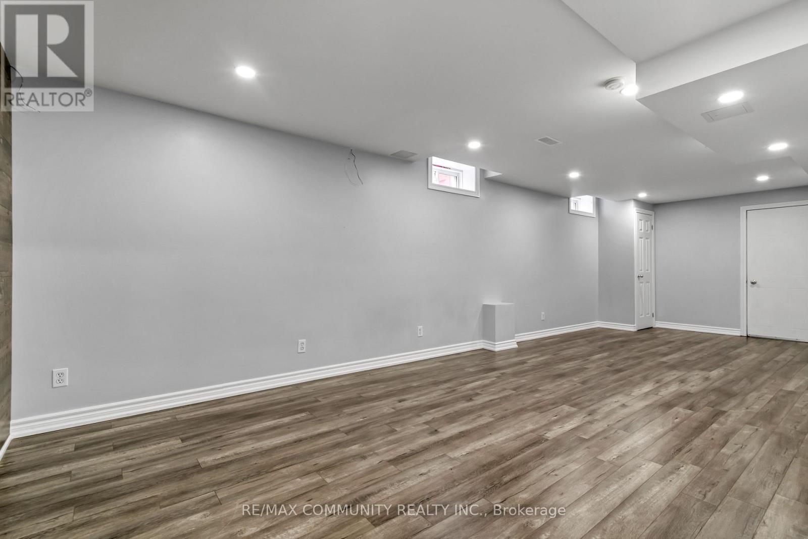 1376 Trowbridge Drive, Oshawa, ON photo 13