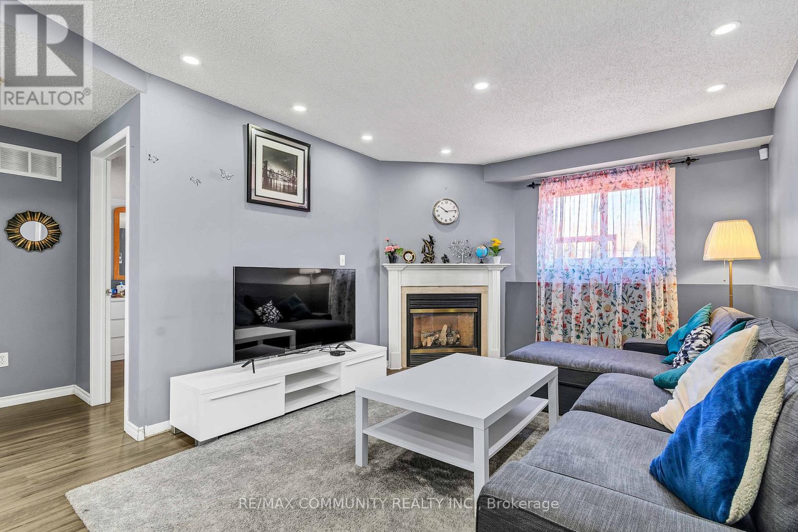 1376 Trowbridge Drive, Oshawa, ON photo 7