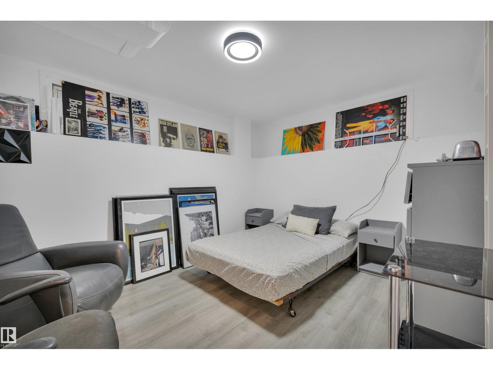 9831 83 AV NW, Edmonton — photo 18