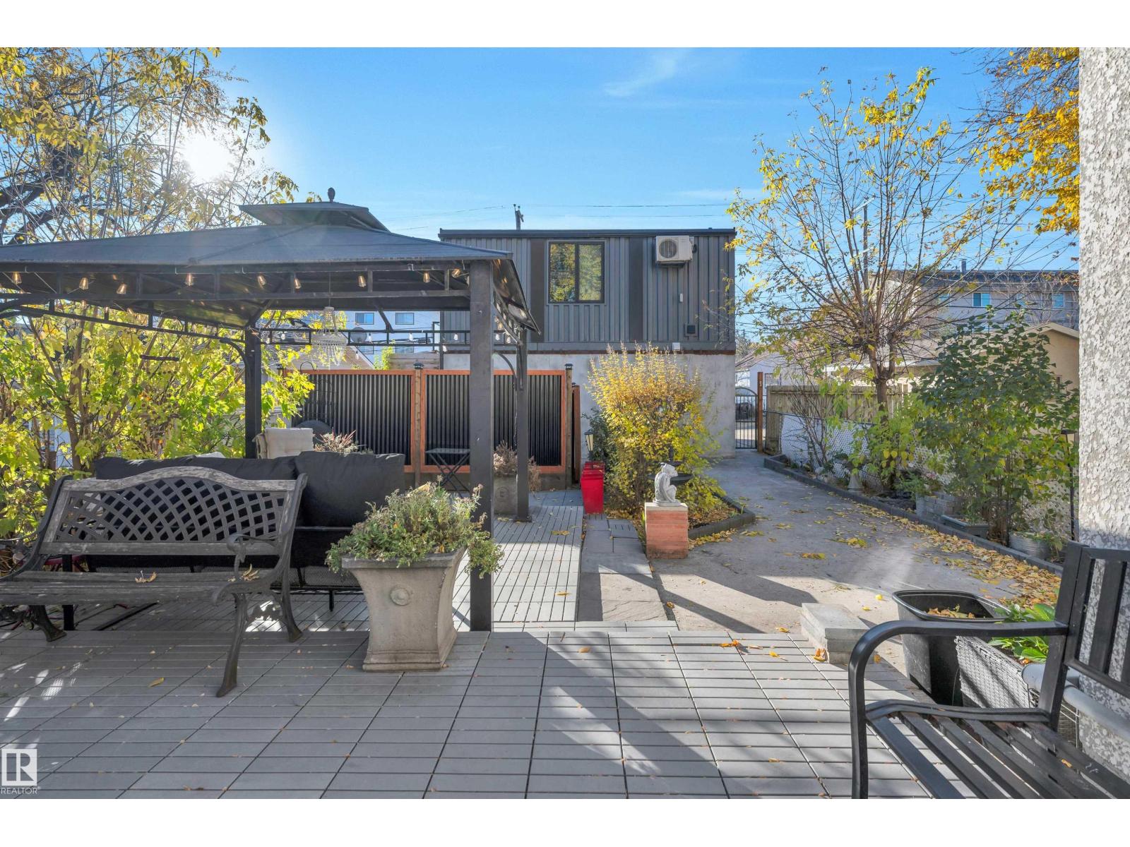 9831 83 AV NW, Edmonton — photo 20