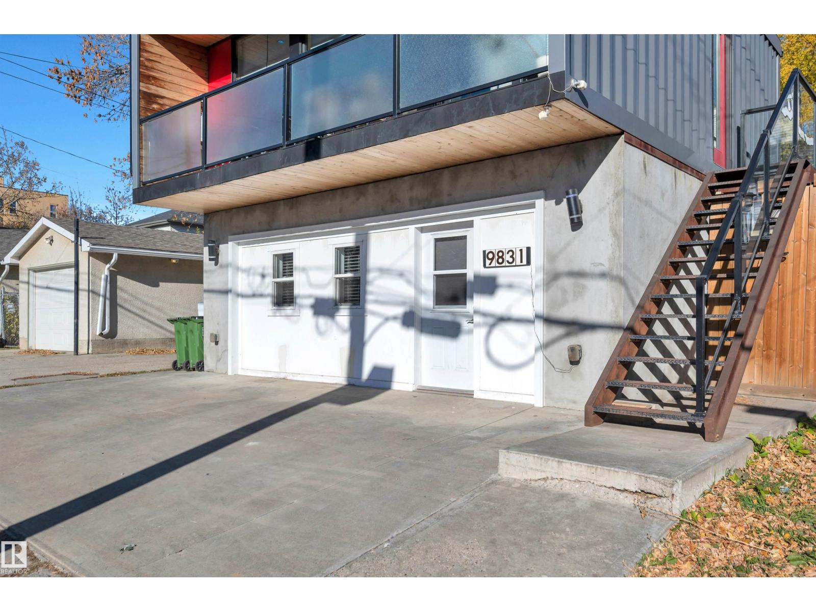 9831 83 AV NW, Edmonton — photo 23