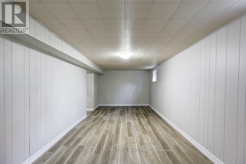 26 MCGREGOR ROAD - 23