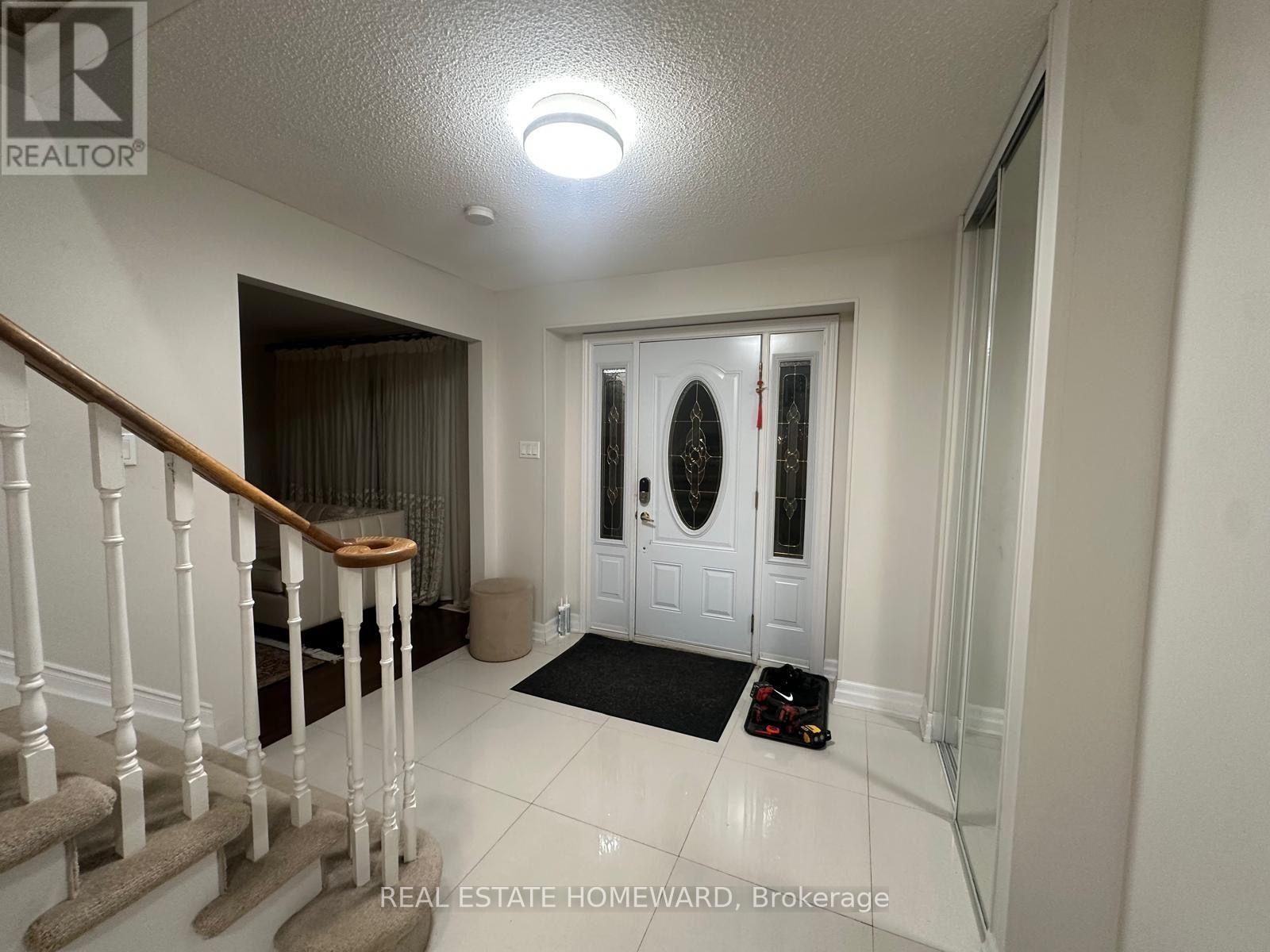 784 HILL GATE, Newmarket (Huron Heights-Leslie Valley) — photo 10