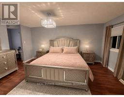 784 Hill Gate, Newmarket, ON L3Y6M2 Photo 26