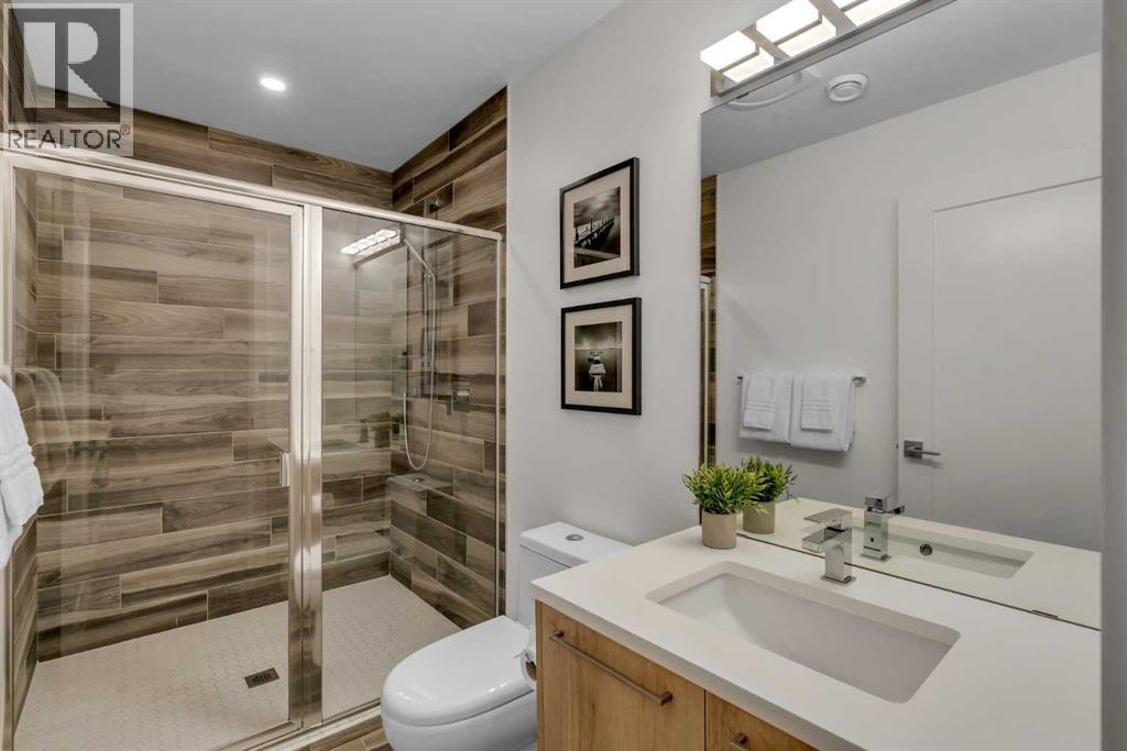 2327B Osborne Crescent SW, Calgary — photo 33