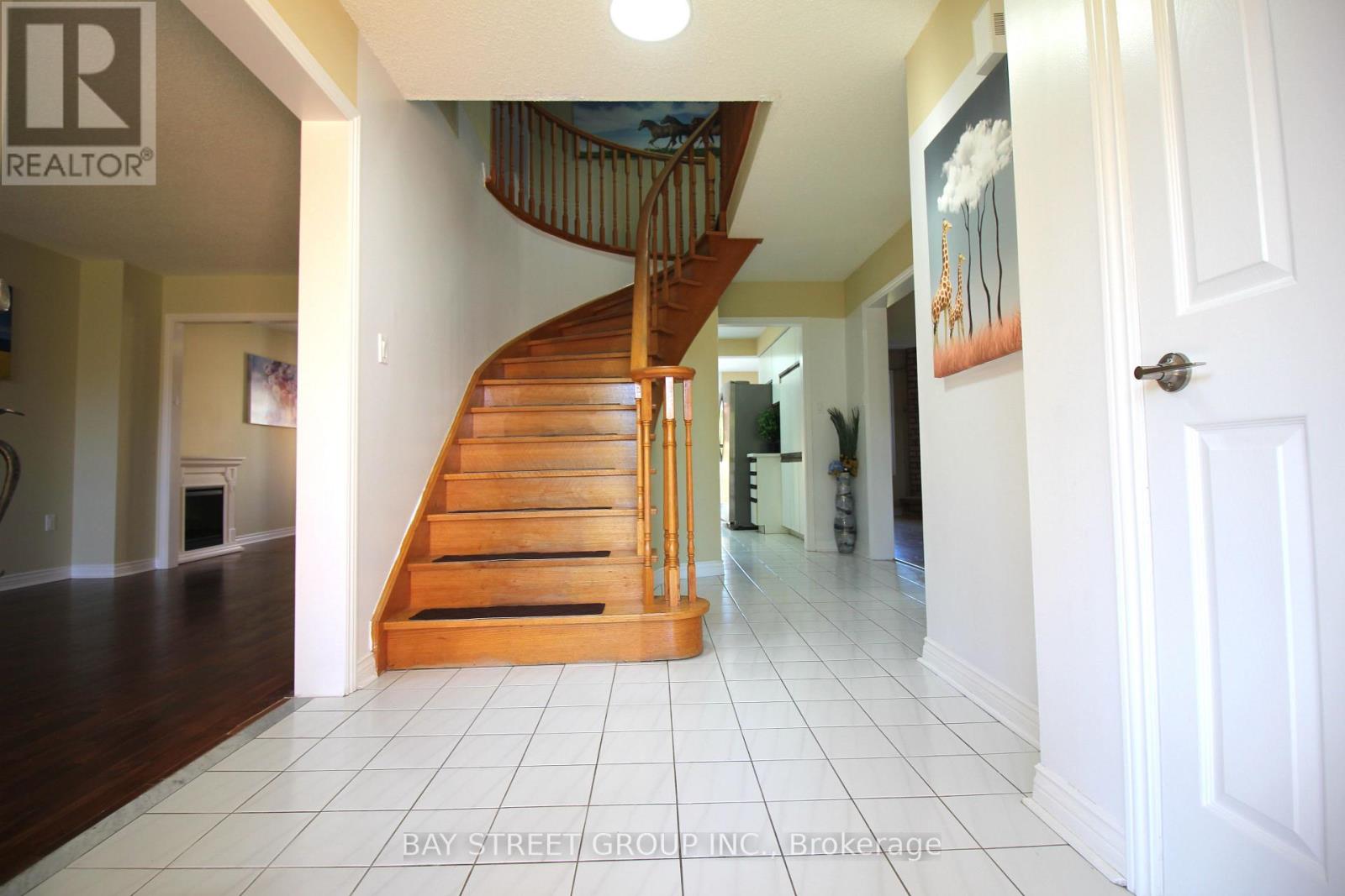 79 BARBICAN TRAIL, St. Catharines (Burleigh Hill) — photo 3