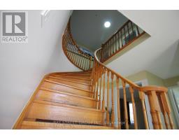 79 Barbican Trail, St  Catharines, ON L2T4A9 Photo 8