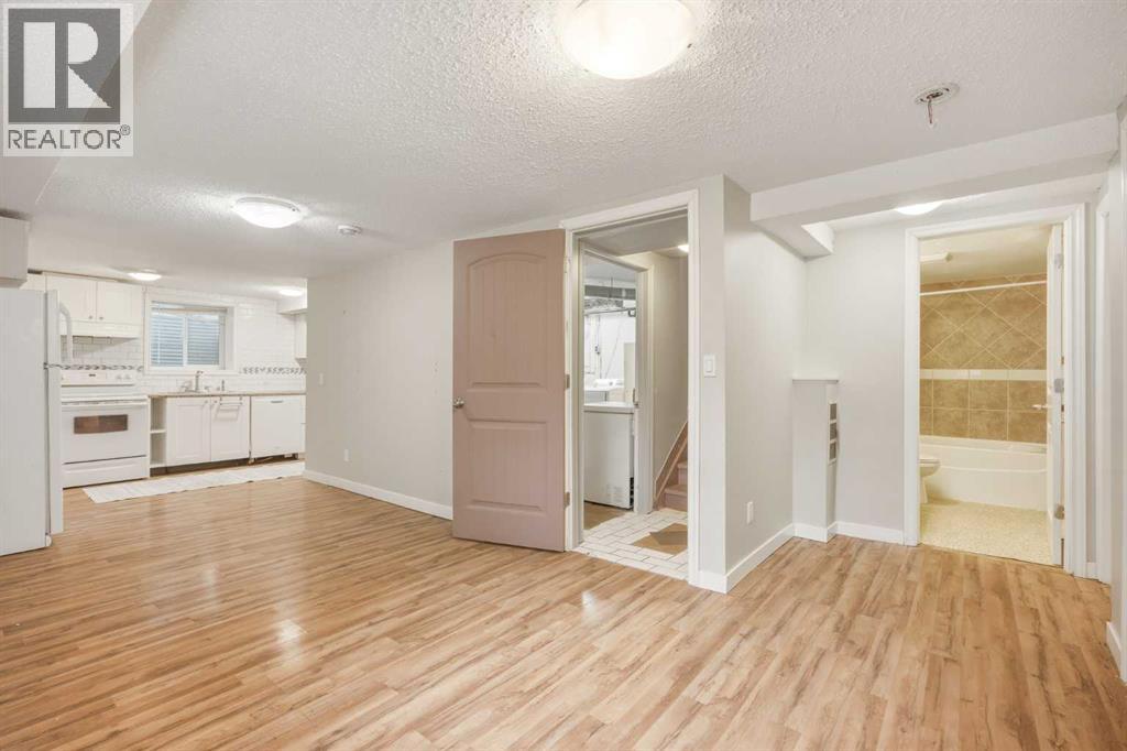 31 Hendon Place NW, Calgary — photo 9