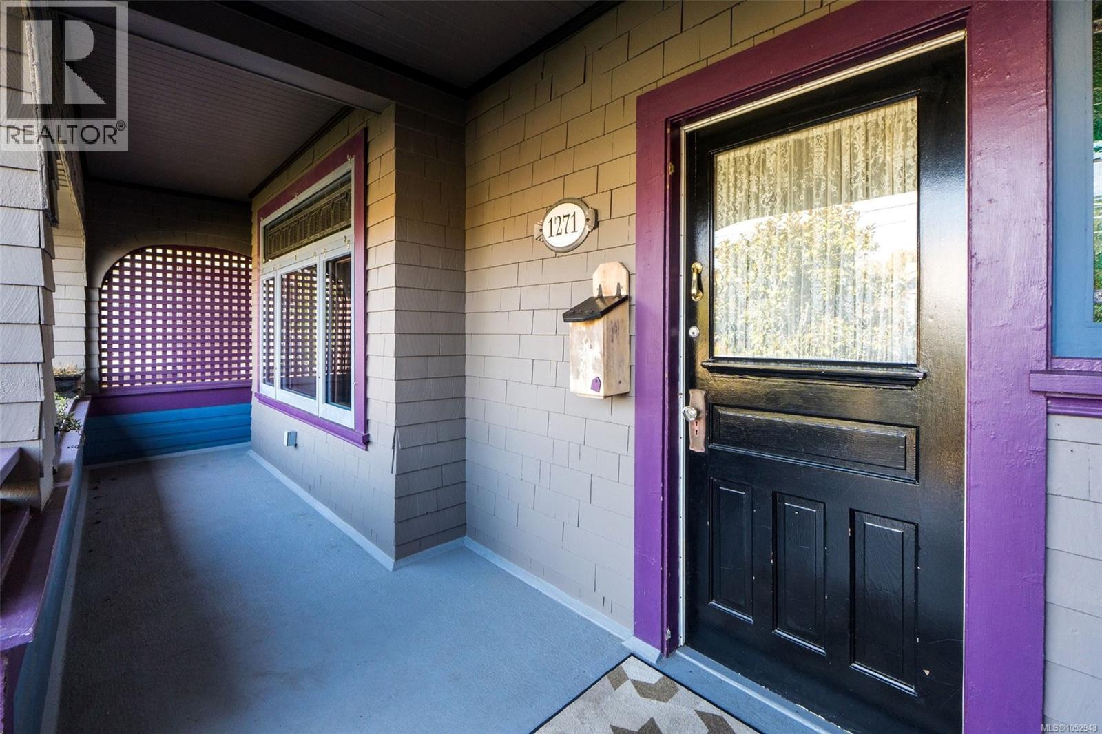 1271 McKenzie photo 5