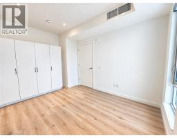 741 King Street W Unit# 1705, Kitchener, ON N2G1E5 Photo 13