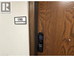 741 King Street W Unit# 1705, Kitchener, ON N2G1E5 Photo 19