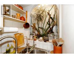 235 St  Mark's Road, Toronto, ON M6S2J1 Photo 19