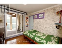 235 St  Mark's Road, Toronto, ON M6S2J1 Photo 23