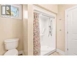 Bedroom - 5 Oriole Drive, Ottawa, ON K1J7E8 Photo 14