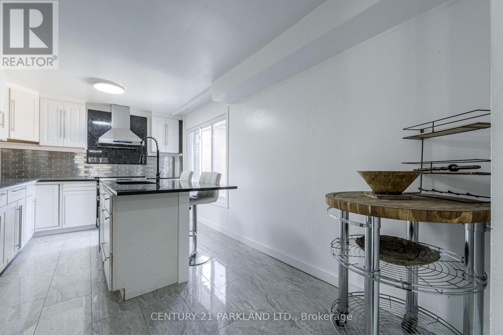 22 Gatesview Avenue, Toronto, ON photo 12