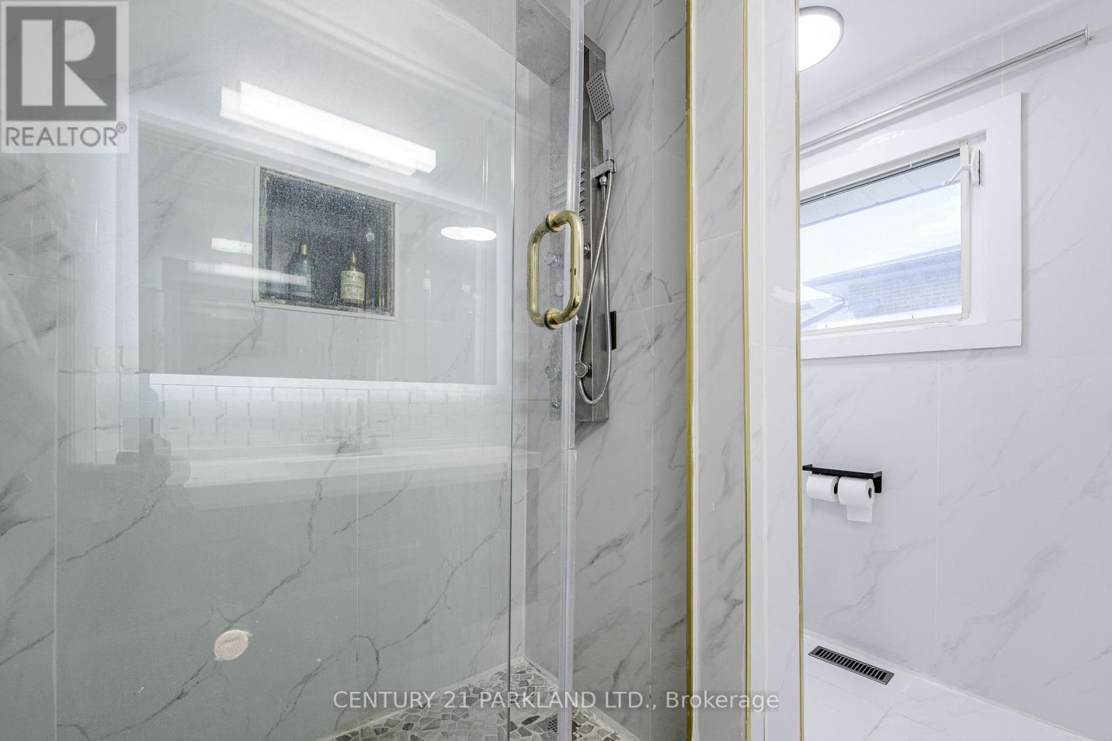 22 Gatesview Avenue, Toronto, ON photo 18
